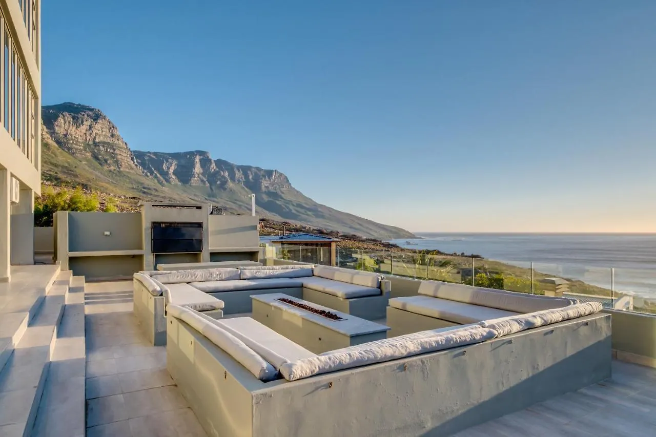 Apostle'S Edge Villa Camps Bay